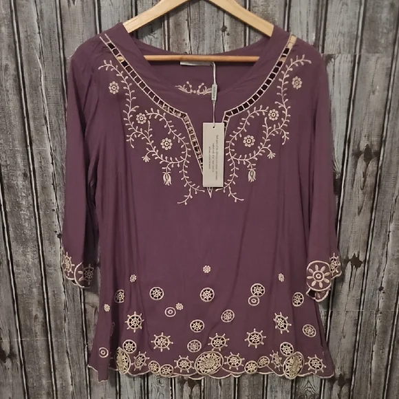 Solitaire Plum Tunic with Intricate White Embroidered Detailing - Picture 1 of 9